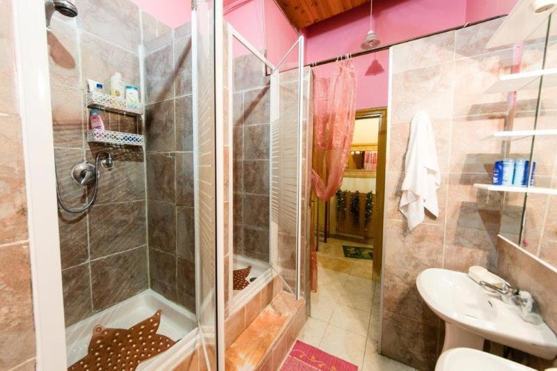 Sunshine Albergue